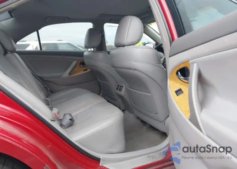 2007 Toyota Camry Xle V6 z USA, uszkodzony, nr VIN 4T1BK46K57U010346